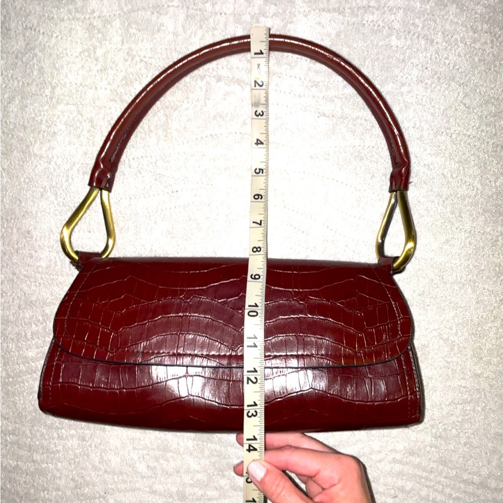VTG BUENO Faux Crocodile Skin Wine Red Shoulder Bag - Picture 3 of 7